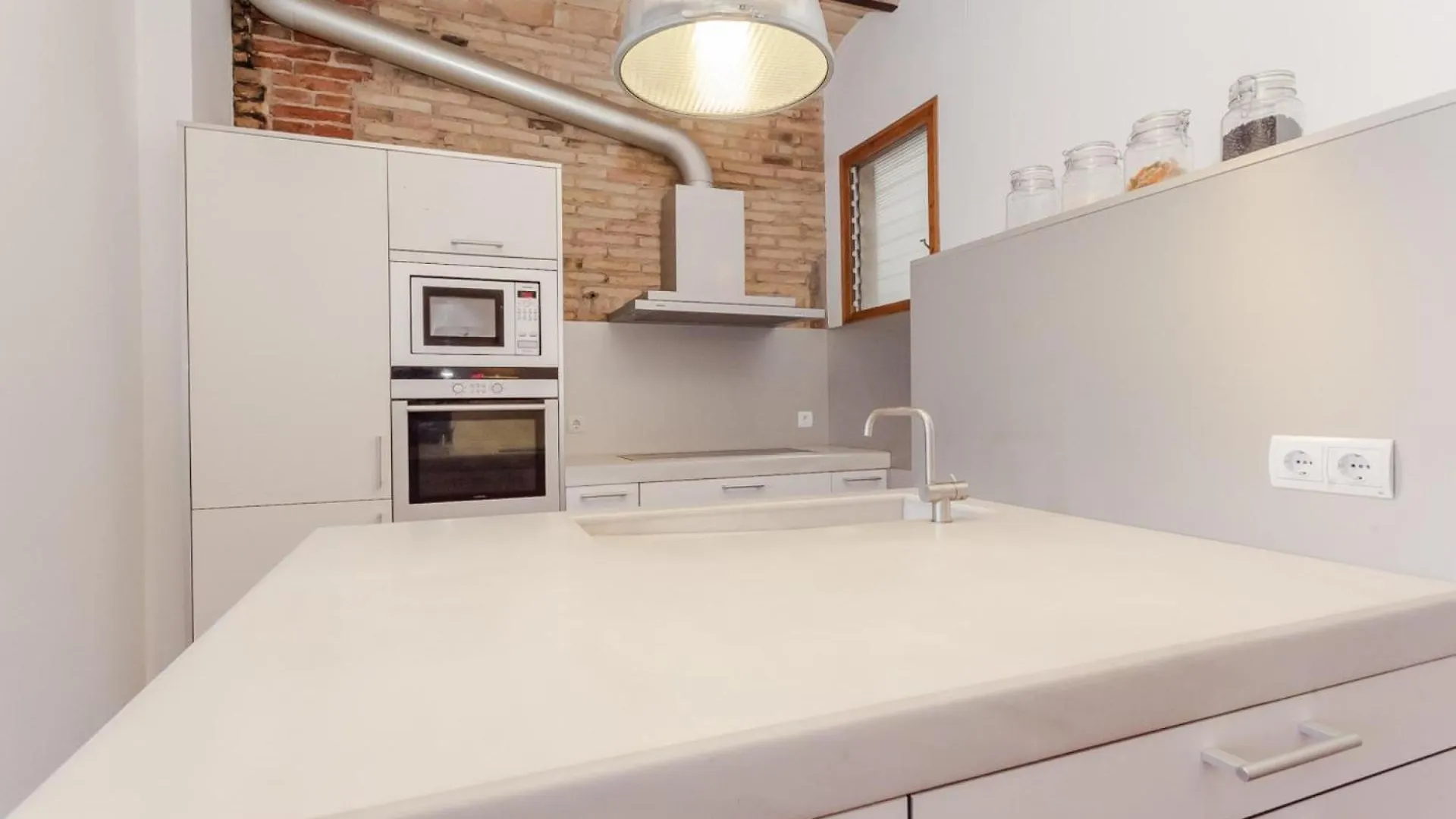 Comodo Apartamento En Sagrada Familia Barcelona 0*,