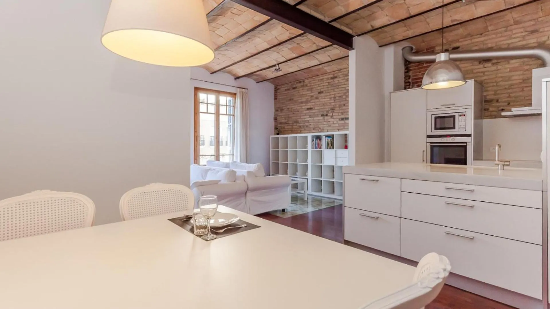 Comodo Apartamento En Sagrada Familia Barcelona Apartment